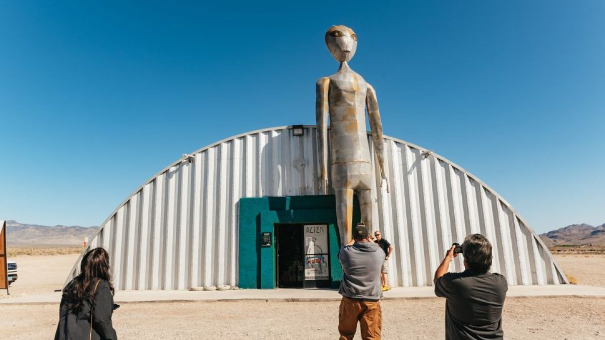 Alien Museum in Las Vegas ≡ Museum of Selfies | Ufo Museum in Las